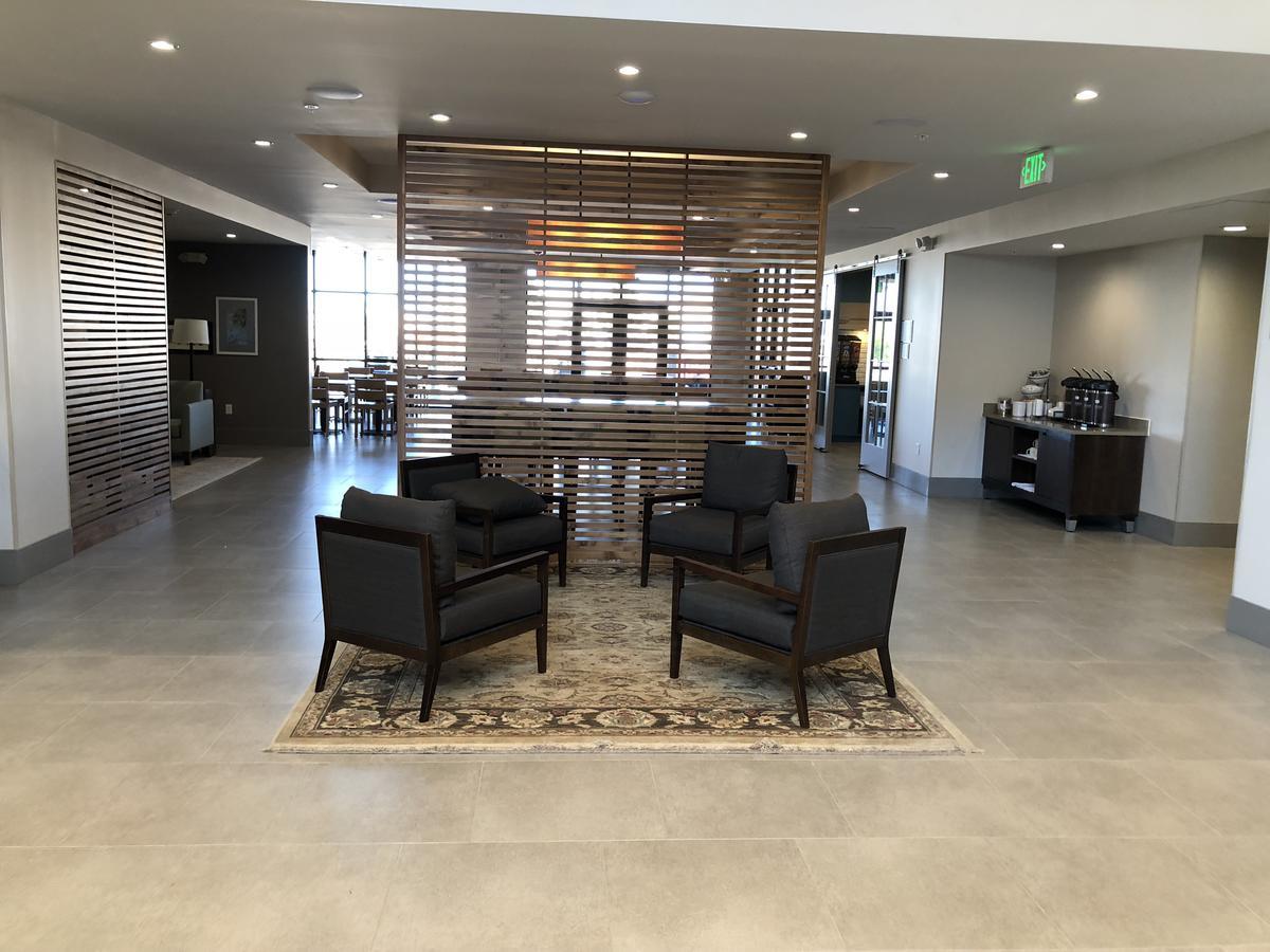 Country & By Radisson, Page, Az Hotel